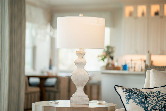Cyrus - Farmhouse Polyresin Table Lamp With USB (Set of 2) - Distressed White
