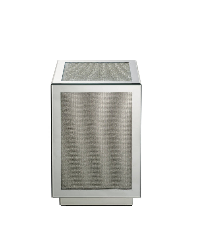 Noralie - Accent Table - Silver - Mirror