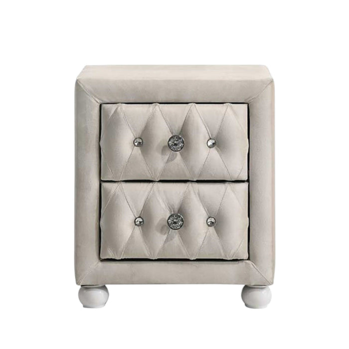 Reggie - Compact Nightstand