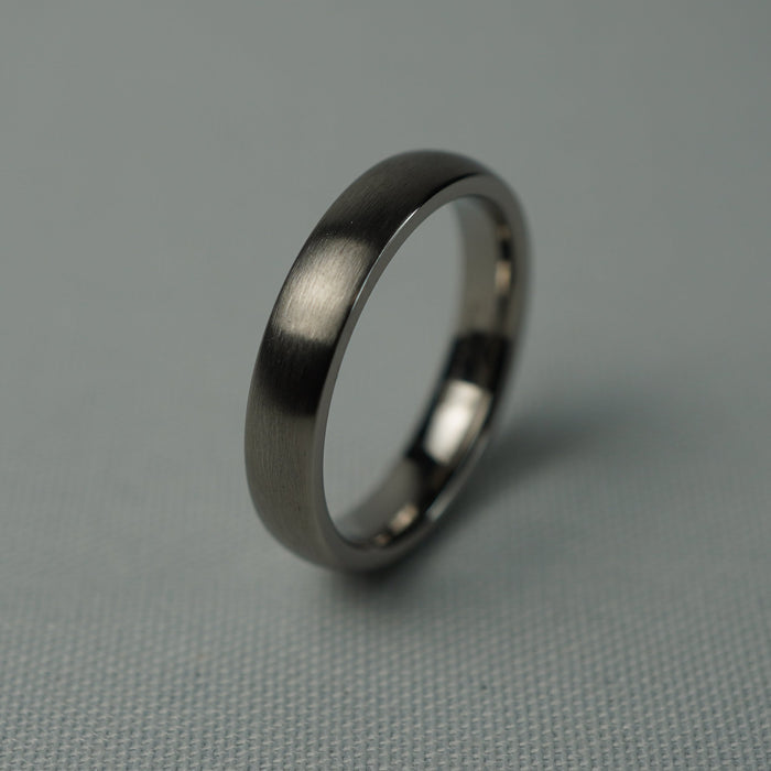 The Claymore 4mm titanium wedding band