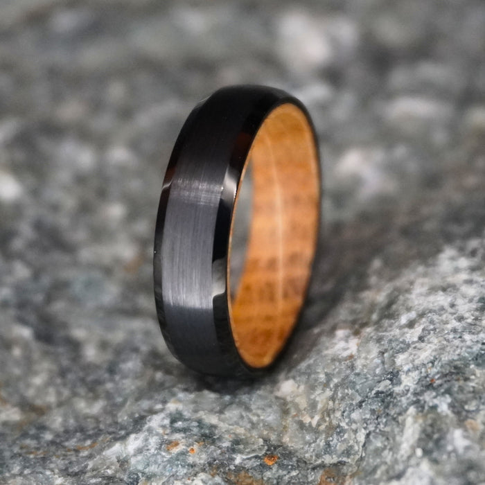 The Speyside 6mm bevelled ring with barrel oak interior
