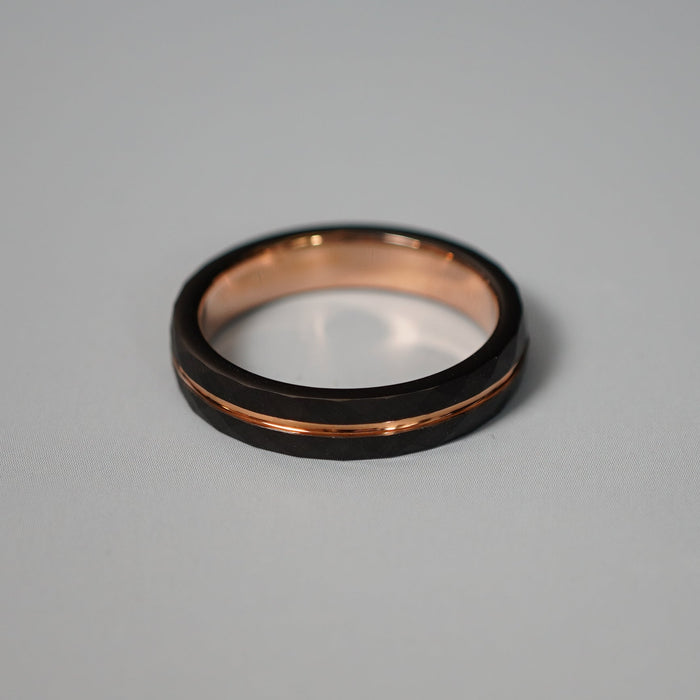 The Tana 4mm engravable black and rose gold band