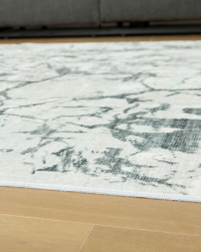Tobinbury - Washable Rug